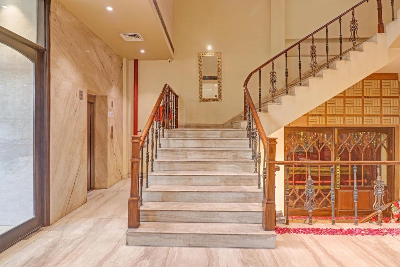 Oyo Townhouse 934 L'Elegant Hotel & Banquetby Ace Manor Ghaziabad Exterior foto